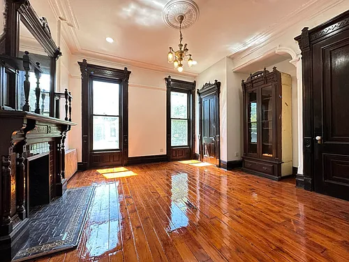 410 Putnam Ave #1 Photo 1