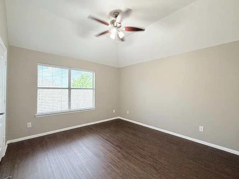 2800 Appaloosa Ct — Photo 16