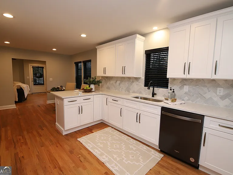 1007 Vernon St #B — Photo 10