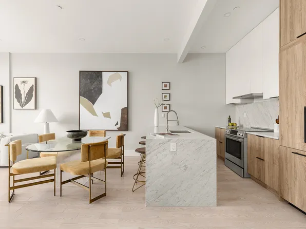 419 Manhattan Avenue image 1 of 6