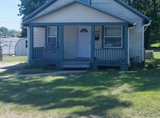 5905 Monrovia St, Shawnee, KS 66216