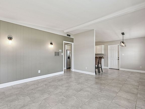 2nd image of 3612 Surrey Dr