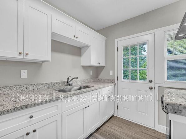 55 Andrews Ct Unit 104, Toccoa, GA 30577 – 2-bedroom rental in Toccoa
