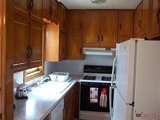 2nd image of 1392 Onondago Ave
