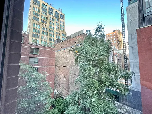 Rented by Tabak Real Estate | media 26