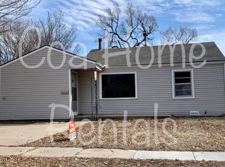 1032 S Silverdale Ct, Wichita, KS 67218