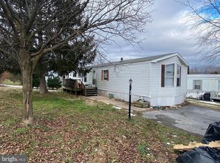 29 Walnut Ln, Carlisle, PA 17015