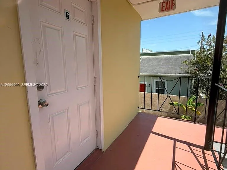 1281 NW 60th St #6 — Photo 23