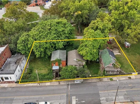 2026 Summit St, Kansas City, MO 64108