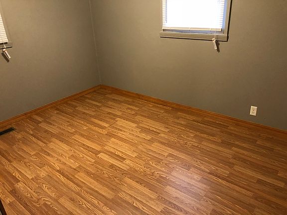 5th image of 2318 N Goodlet Ave