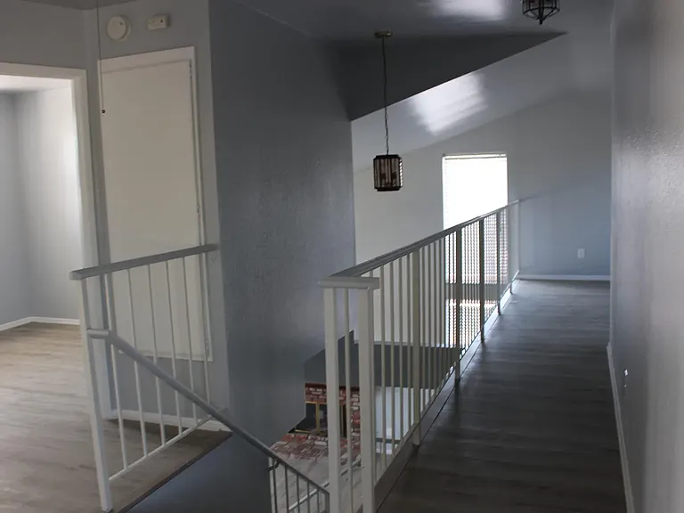 11634 Garrick Ave — Photo 2