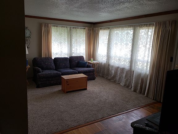 5th image of 323 W Heroy Ave
