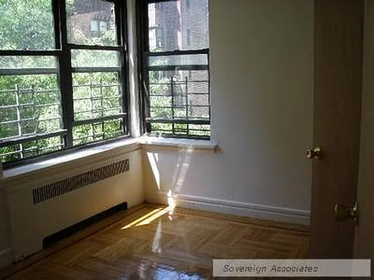 Rented by Sovereign Associates | media 19