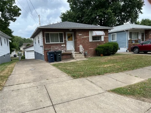 406 Baldwin Rd, Akron, OH 44312