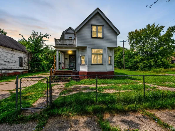 4075 Seyburn St, Detroit, MI 48214
