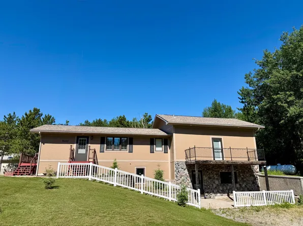35103 570th Ave, Warroad, MN 56763