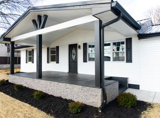 8141 Stonelick Rd, Maysville, KY 41056