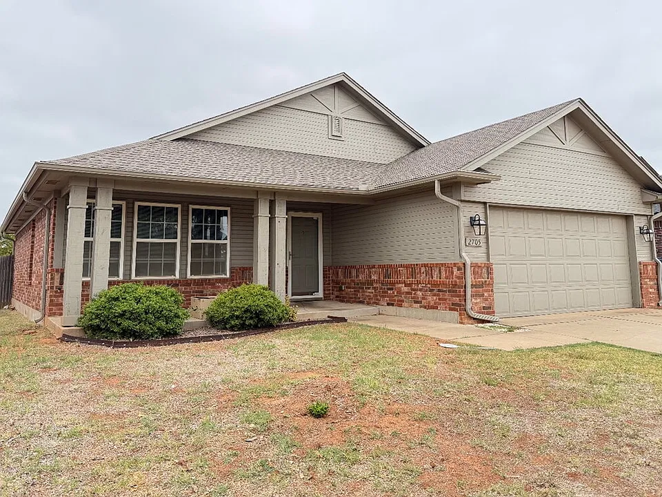 2705 NW 187th Ter