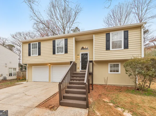 1818 Crescent Hill Dr NW, Acworth, GA 30102