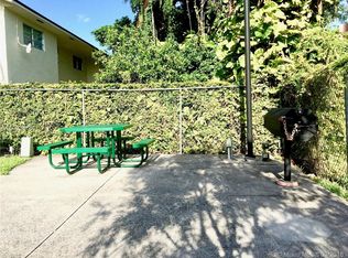 276 NE 143rd St, Miami, FL 33161