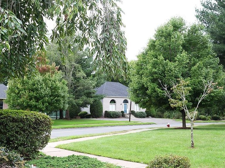 Castle Hills Condominiums Agawam, MA Zillow