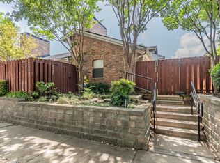 2547 Shady Ridge Dr, Bedford, TX 76021