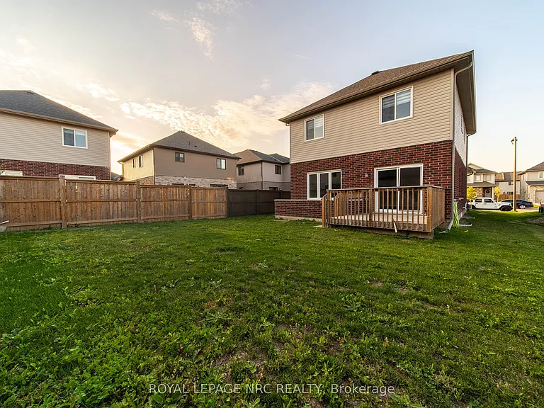 1217 Uppers Ln — Photo 27
