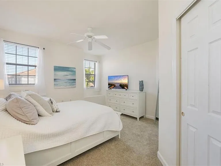 3057 Driftwood Way #4004 — Photo 16