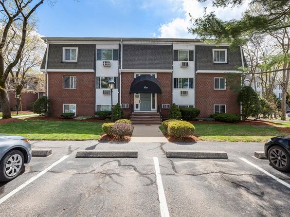 80 Walnut St UNIT 111, Canton, MA 02021