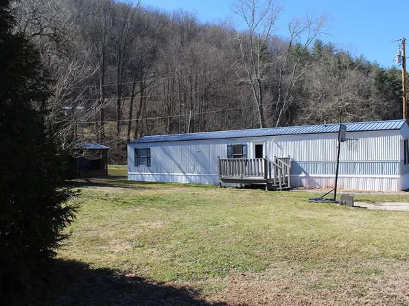 383 Allman Rd, Sylva, NC 28779