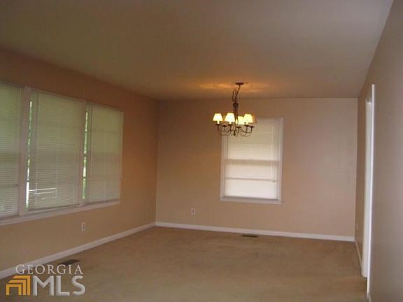 2nd image of 2531 Delano Dr