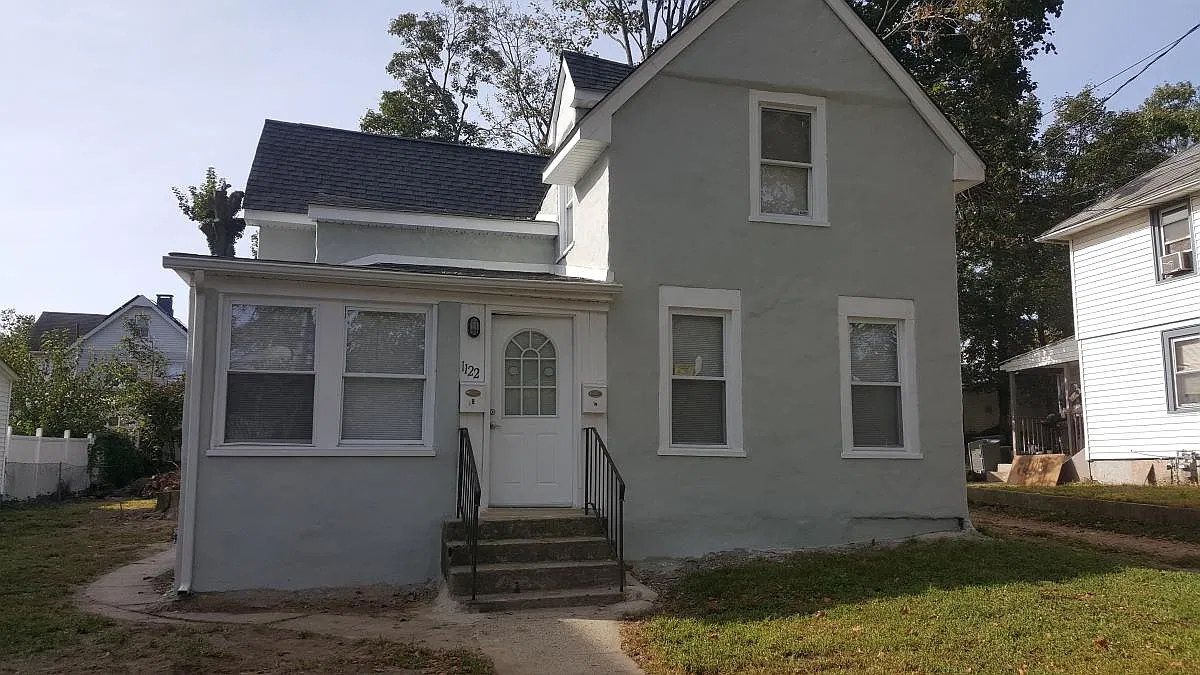1 bed, 1200 sqft, $2,000 — Photo 1
