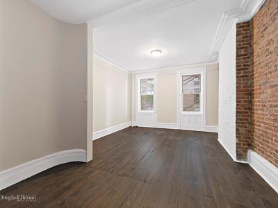 626 E 14th St APT 12, New York, NY, 10009