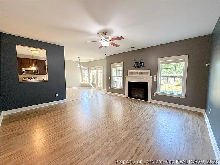 418 Century Dr — Photo 6