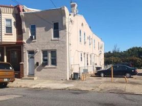 4621 E Howell St, Philadelphia, PA