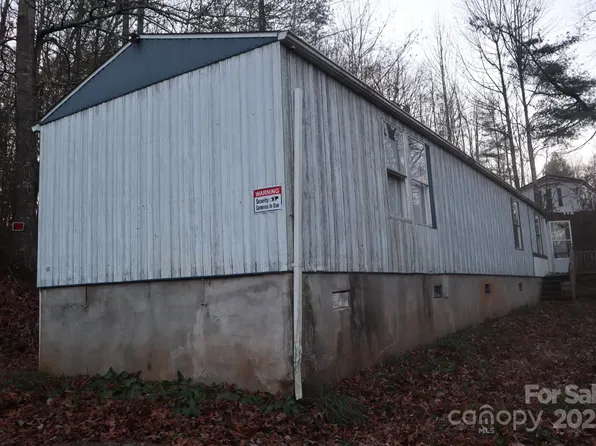 2521 Pony Ct, Lenoir, NC 28645