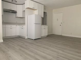 5452 Sierra Vista Ave #206, Los Angeles, CA 90038