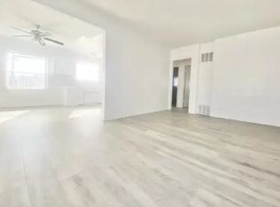 14759 Vanowen St #1, Van Nuys, CA 91405