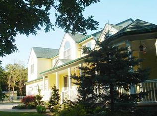 471 Moriches Middle Island Rd, Manorville, NY 11949