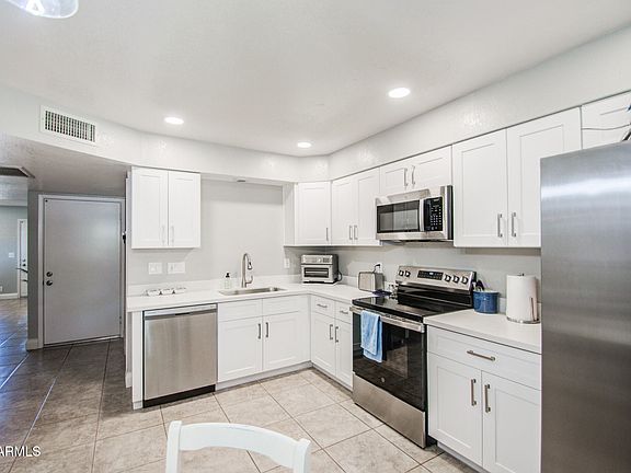 5th image of 2064 S FARNSWORTH Drive #43