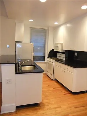 Rented by Goldfarb Properties | media 4