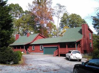 678 Sequoyah Dr, Waynesville, NC 28785