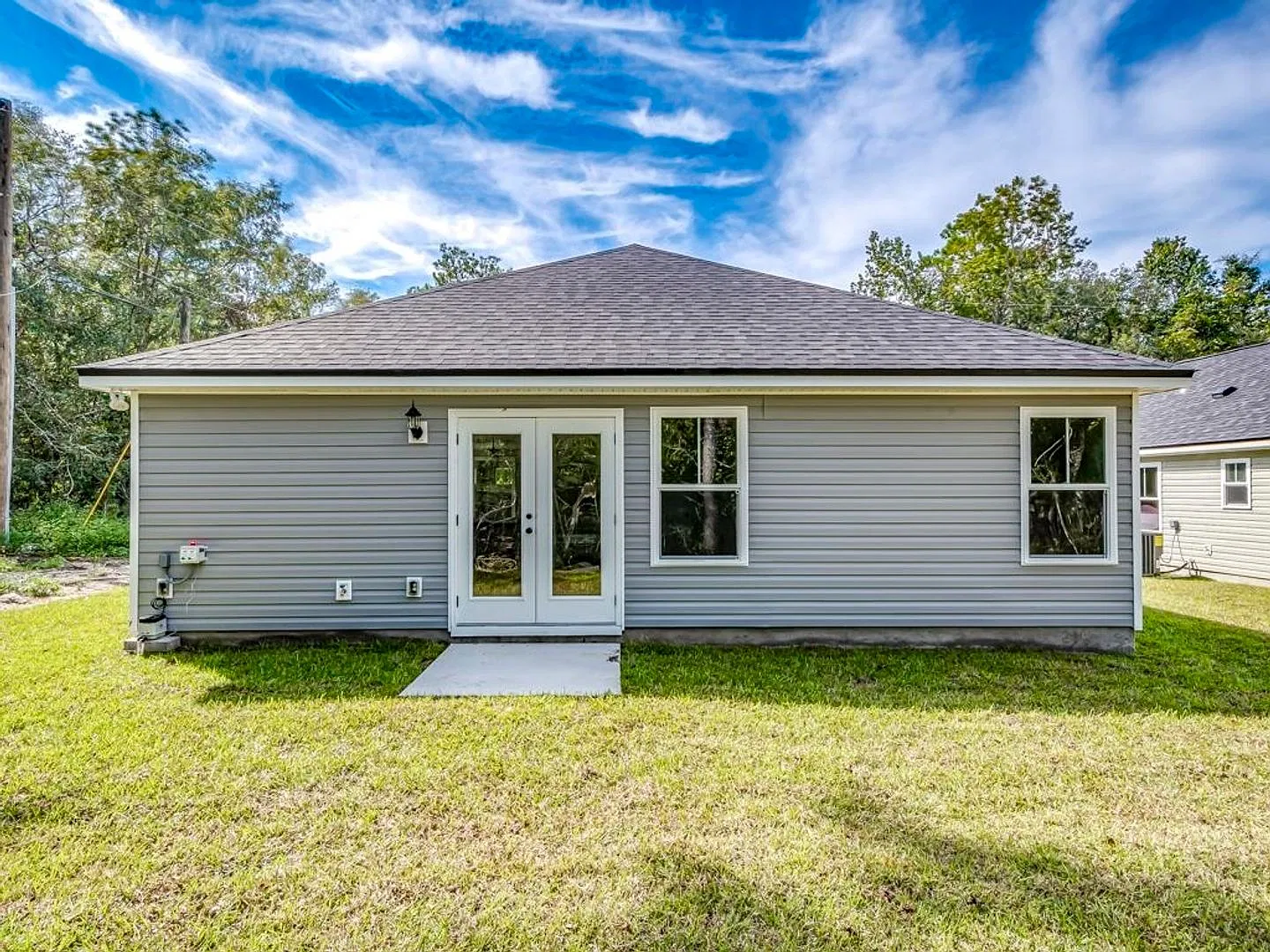 Coming Soon! 4-Bedroom In Wakulla Gardens! — Photo 2