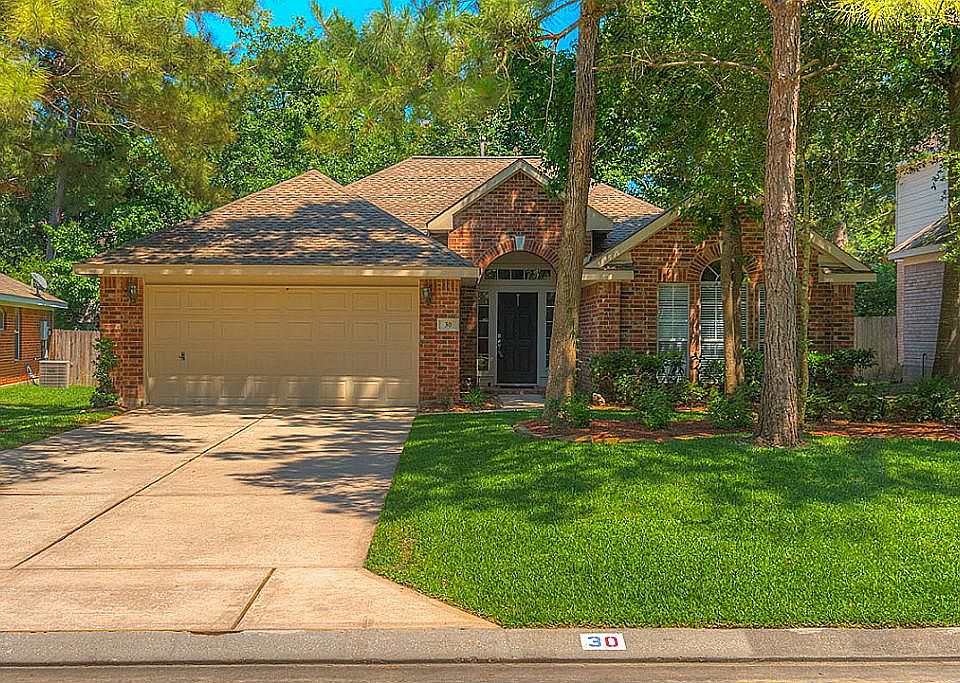 Welcome to 30 Hollylaurel!