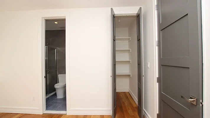 Rented by Nooklyn NYC LLC | media 13