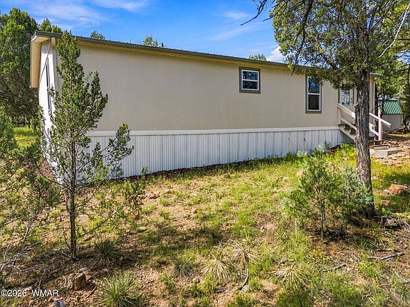 3rd image of 757 Jacks Wild Rd