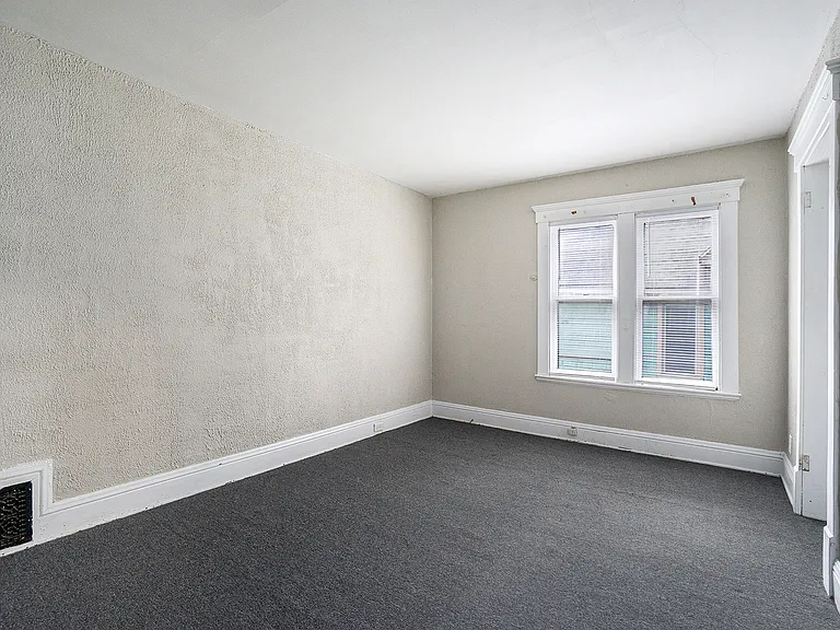 1008 S Westnedge Ave — Photo 7