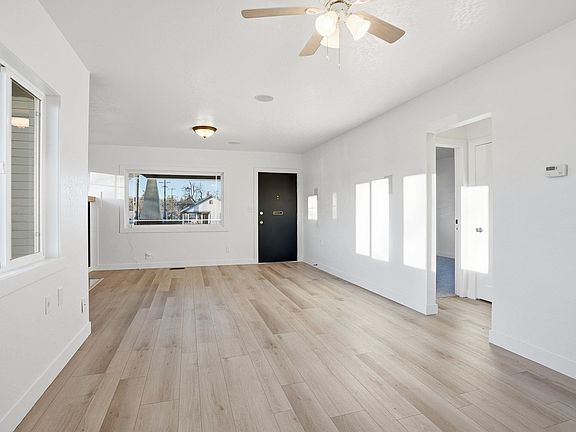5th image of 1527 W Jackson Ave