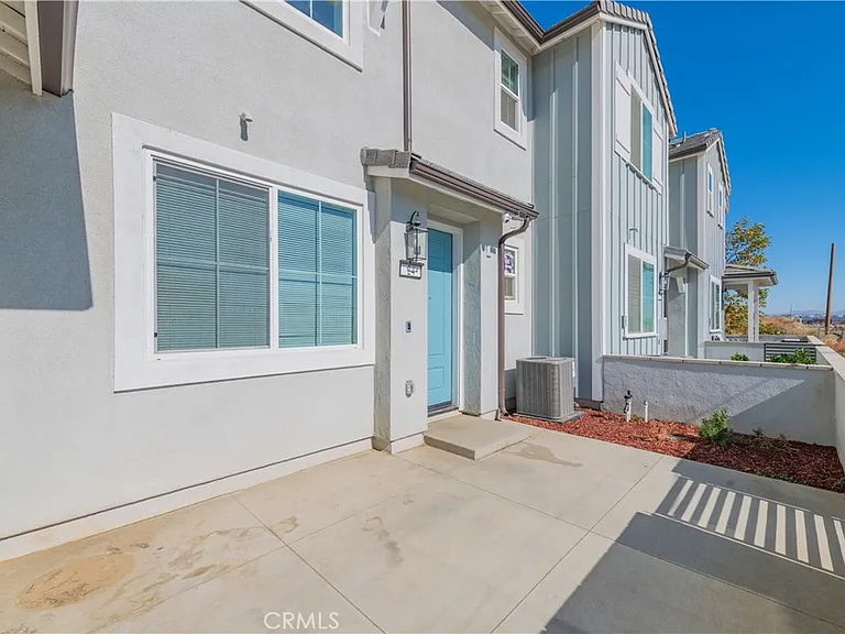 4096 Peony Paseo #24 — Photo 1