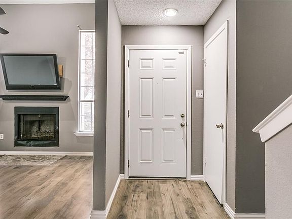 3rd image of 13152 Woodbend Ln
